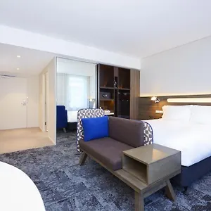 Express Centre By Ihg Отель