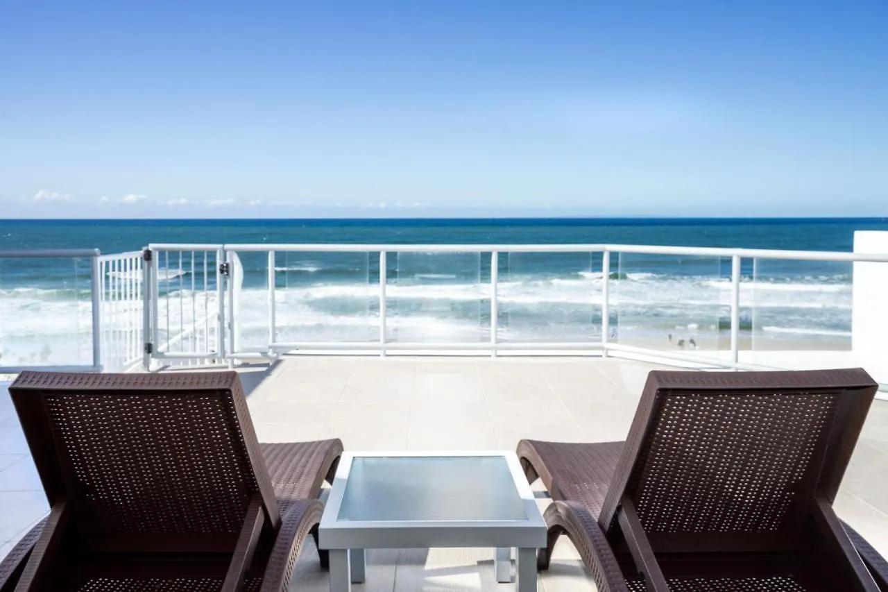Rolling Surf Resort Caloundra