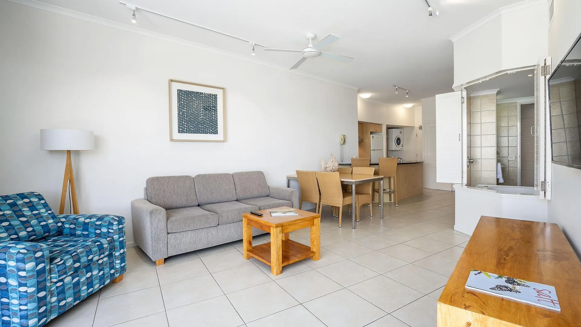 Rolling Surf Resort Caloundra