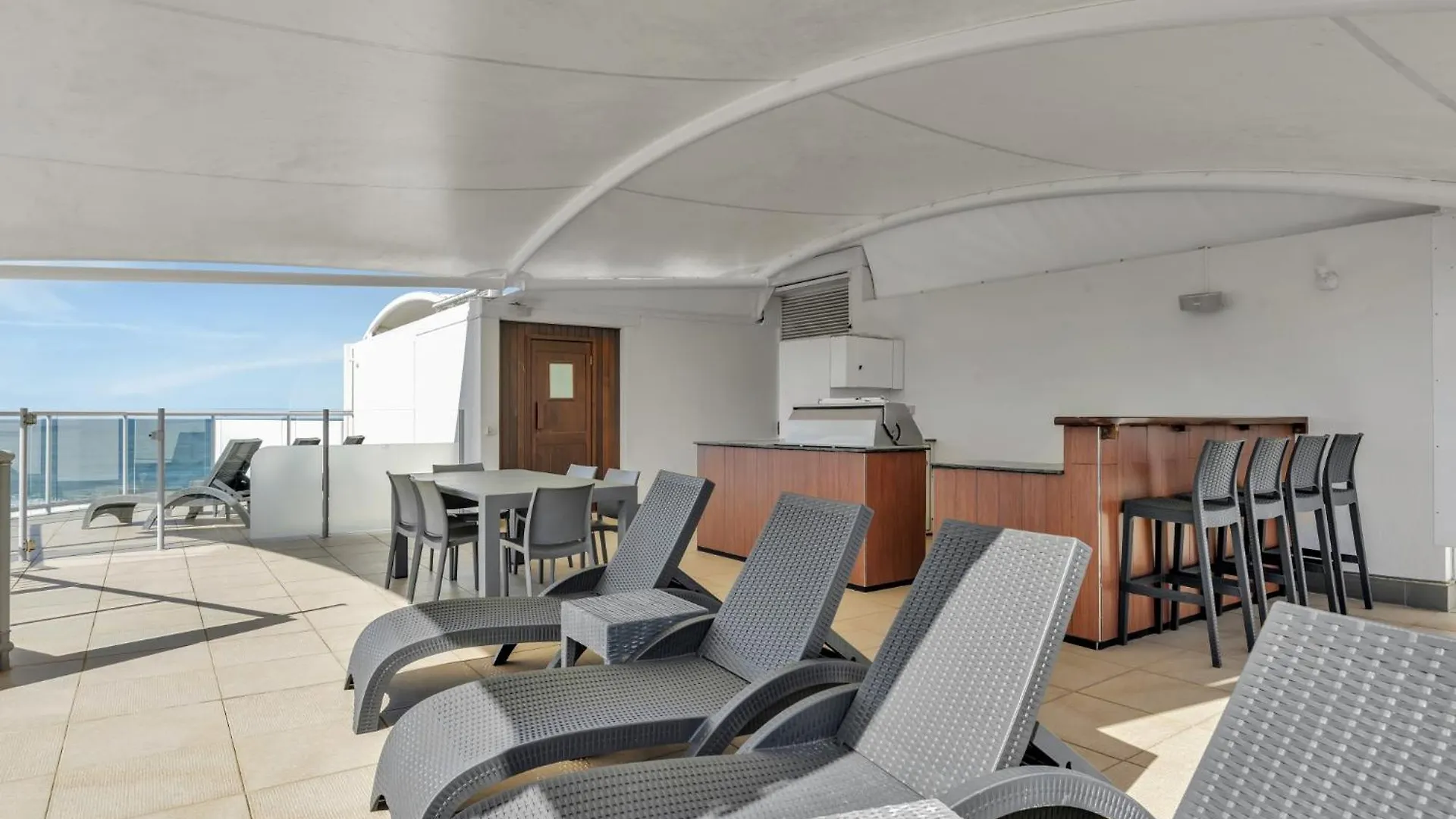 ****  Rolling Surf Resort Caloundra Australië